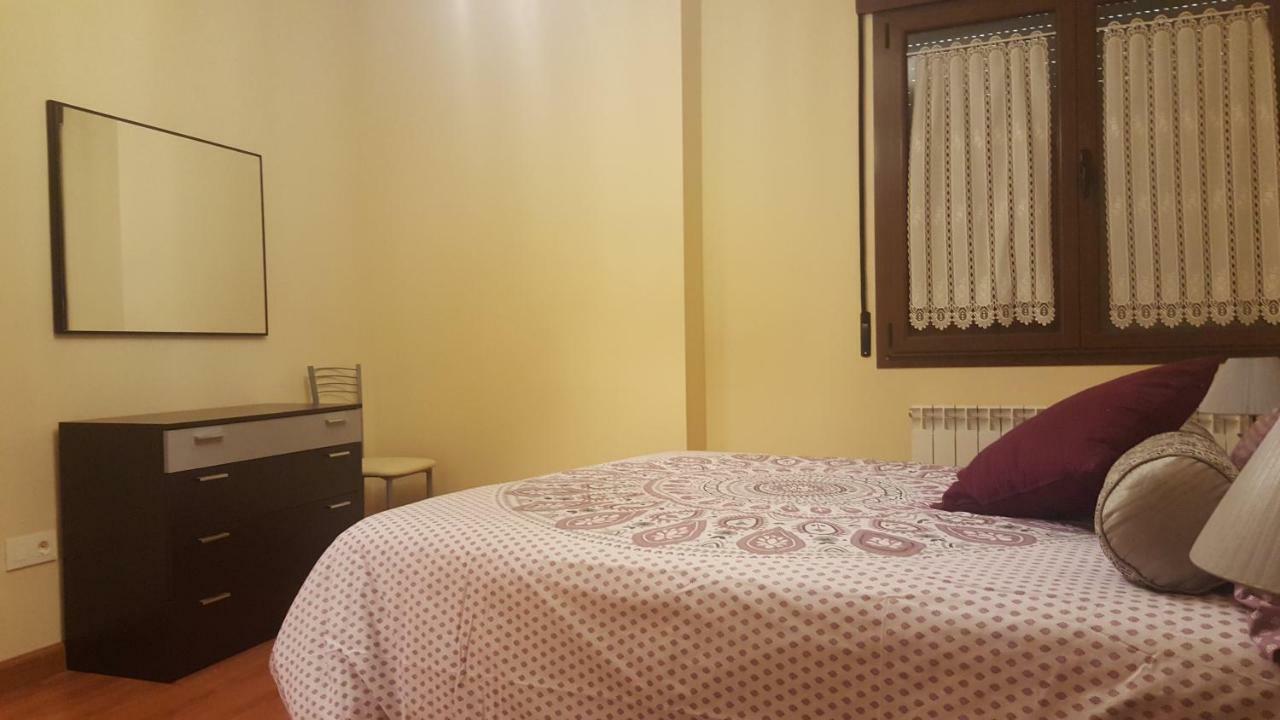 فيلا Casa Ana Villamarciel المظهر الخارجي الصورة