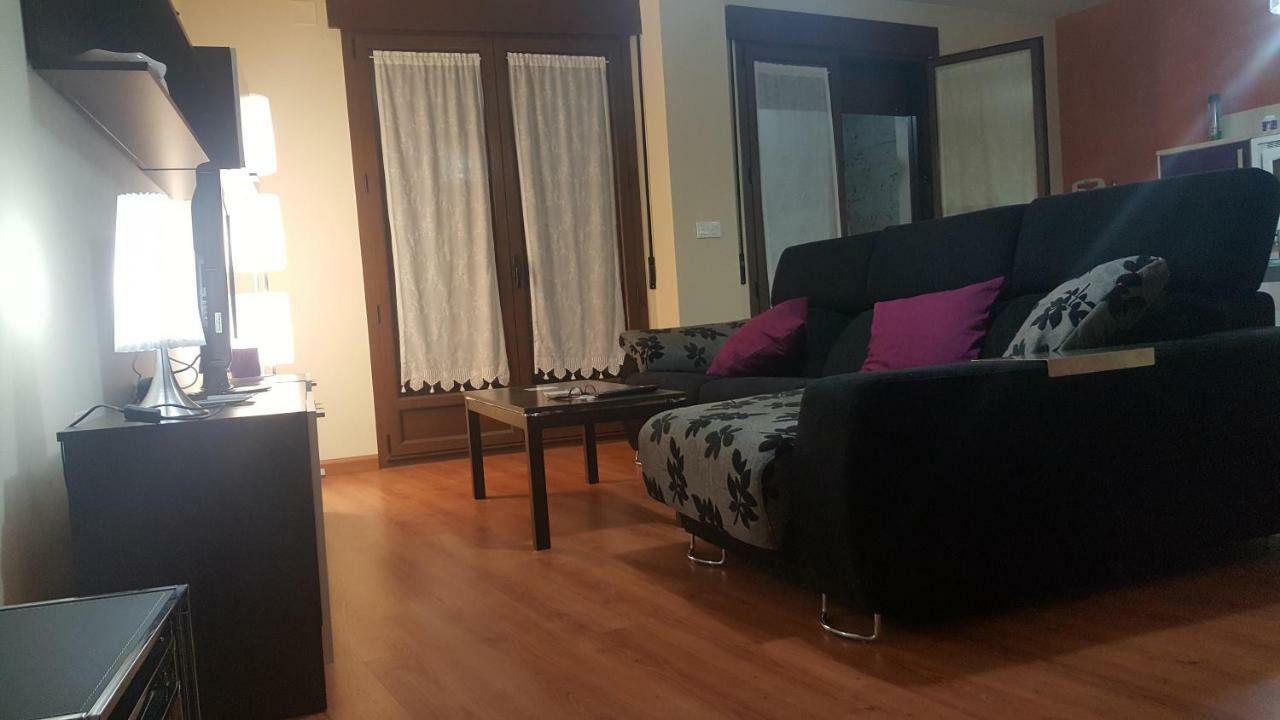 فيلا Casa Ana Villamarciel المظهر الخارجي الصورة