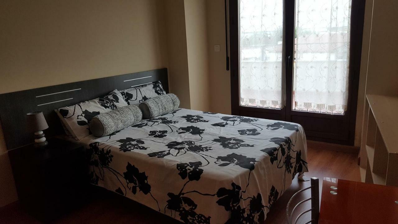 فيلا Casa Ana Villamarciel المظهر الخارجي الصورة